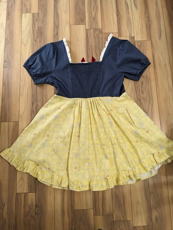 NWT! Her Universe Disney Snow White And The Seven Dwarfs Sweetheart Dress 3 Plus - Picture 14 of 16